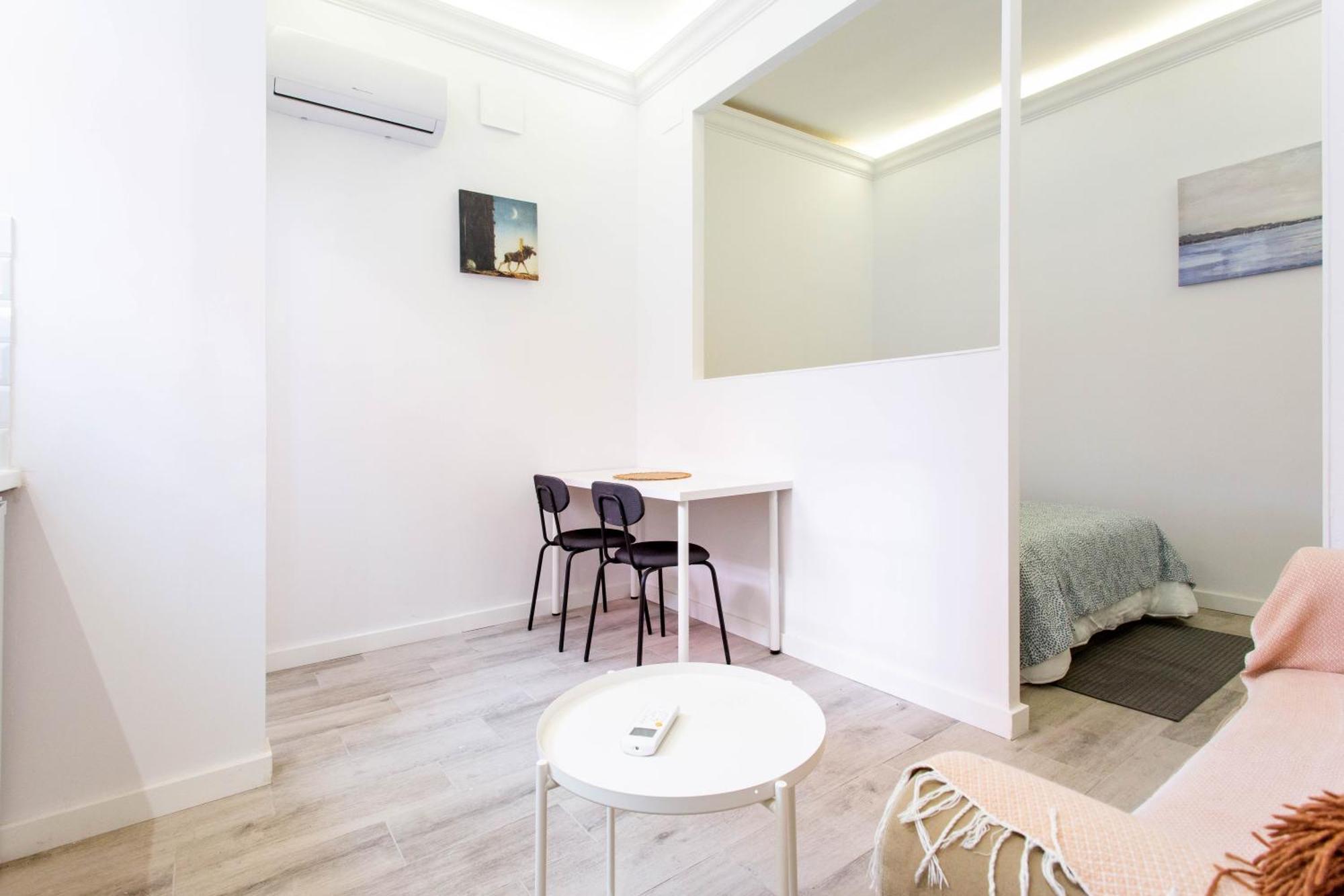 Loft Comillas G Madrid Luaran gambar